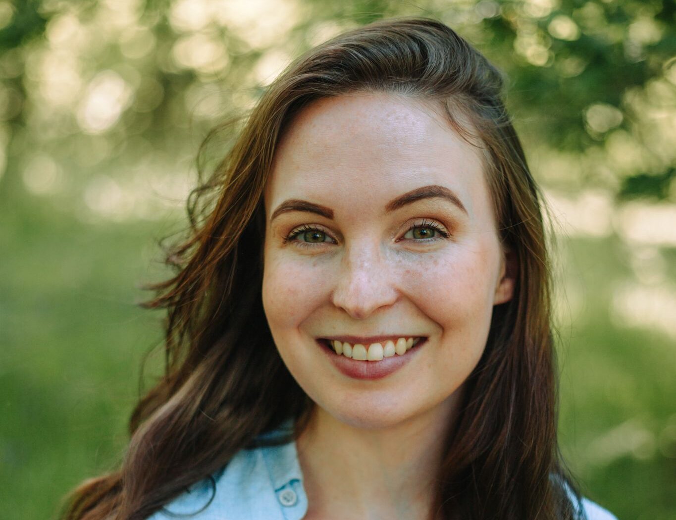 Sara Spencer, American mid-wife student in Scotland. Marion McKinnon Photography (photo credit).