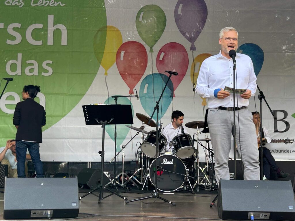 „Lebensschutz ist Staatsauftrag“ – Menschenrechtsexperte Felix Böllmann spricht beim Marsch für das Leben in Köln 